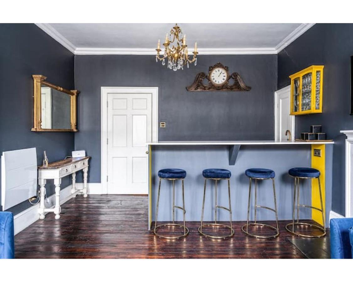 Bennett'S Lodgings A Luxurious 2 Bed Apartment 바스 외부 사진